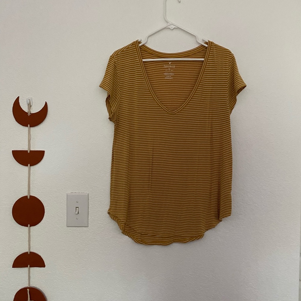 American Eagle t-shirt